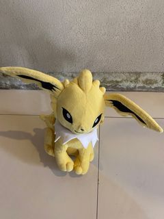 Pokemon Jolteon stuffed toy