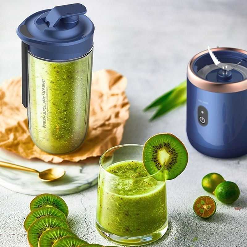 Portable Blender 300ml Mini Electric Fruit Juicer TV Home