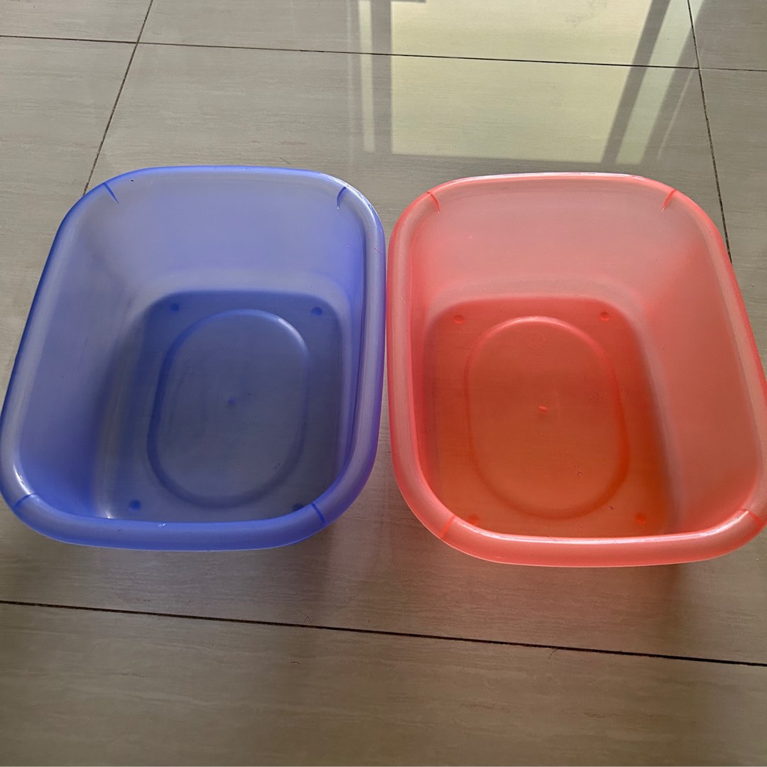 Pot for washing baby bottles