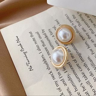 S925 Baroque Vintage Pearl Round Earrings (No. B15)