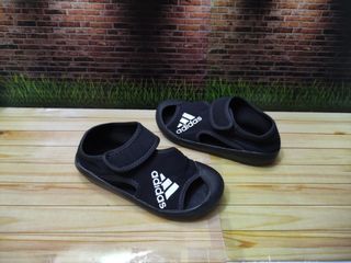 Sandal Adidas Anak Preloved Size 26.5