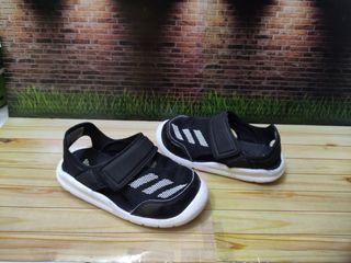 Sandal Adidas Anak Preloved Size 27