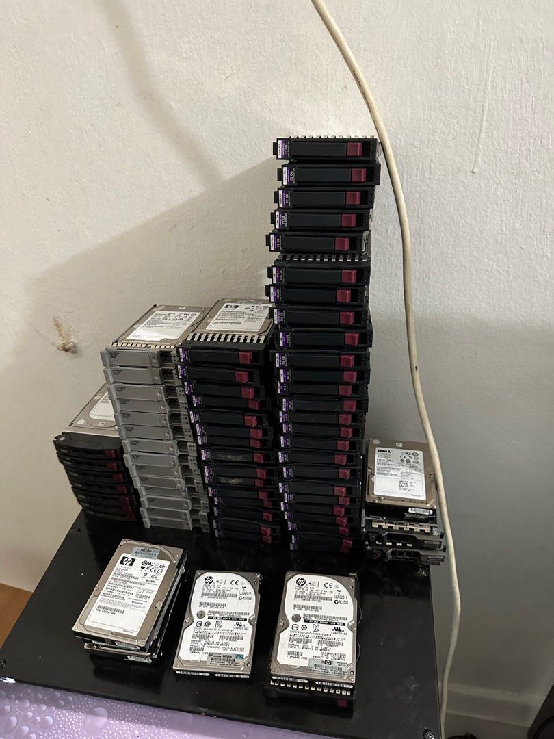 Server sas Sata disk : many pieces, Computers & Tech, Desktops on Carousell