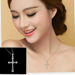 SG ready stock 925sterling silver Women/men couple pendat necklace made with premium grade crystal moissanite diamonds 0.8ct  from Australia with gift boxs n polishing cloth provided