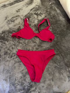 (Category: ) located in . Submitted by she.declutters05 (Listing ID 1223450381, Image 1). Description: .