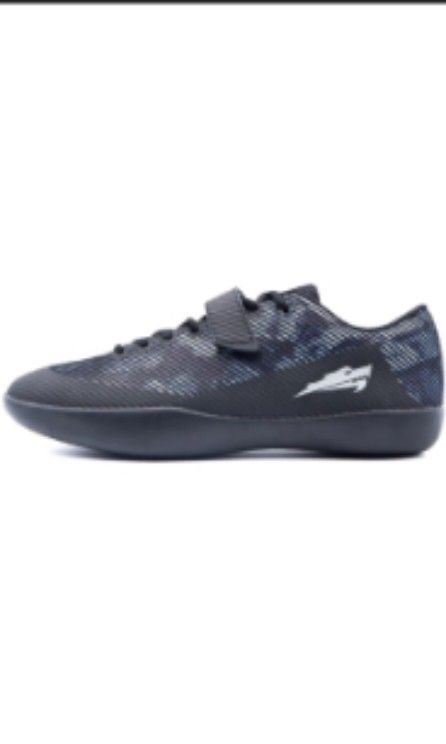 Cheap throwing shoes clearance