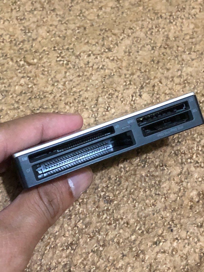 Sony multi card reader and writer model MRW62E, Computers & Tech, Parts