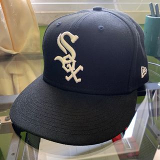 Vintage Cap White Sox New era Pro, Men's Fashion, Watches & Accessories,  Caps & Hats on Carousell