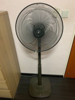 (Category: ) located in . Submitted by cathrine1688 (Listing ID 1223526441, Image 1). Description: .