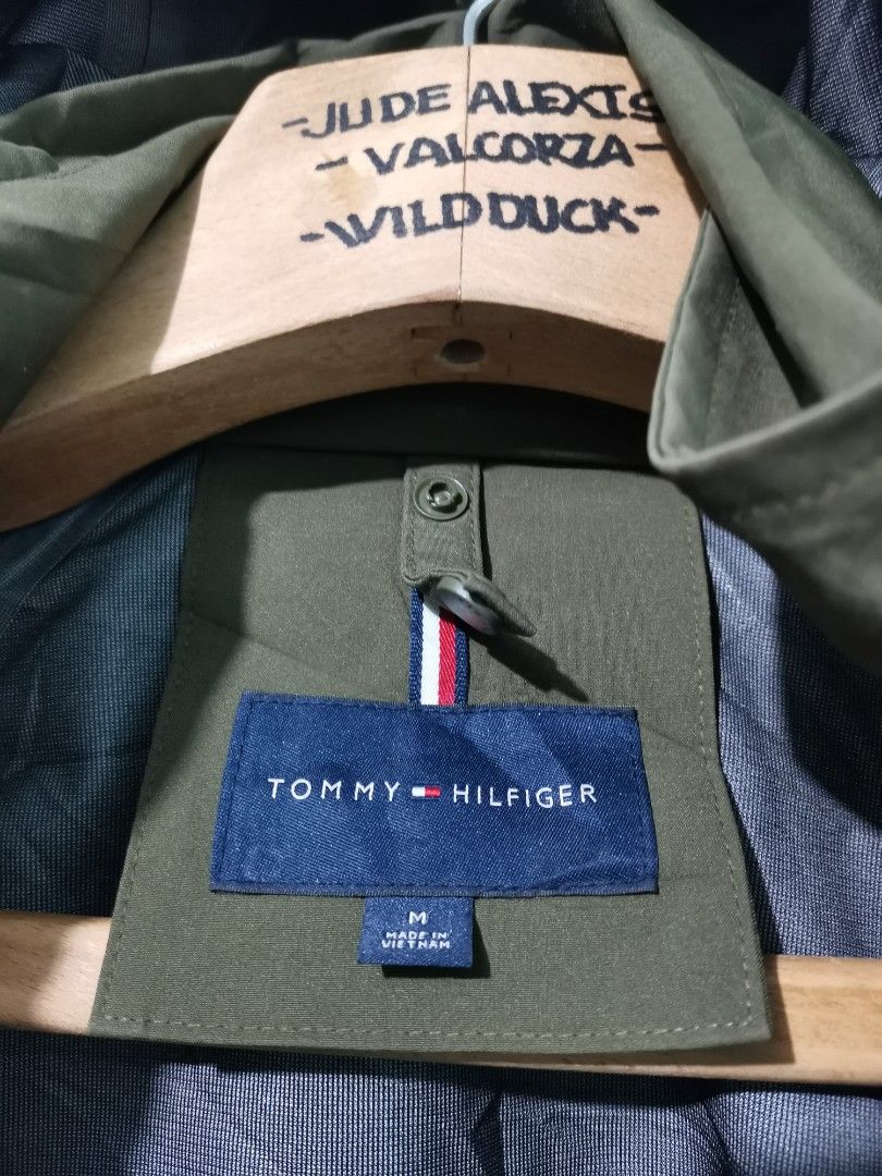 Tommy hilfiger water resistant jacket store