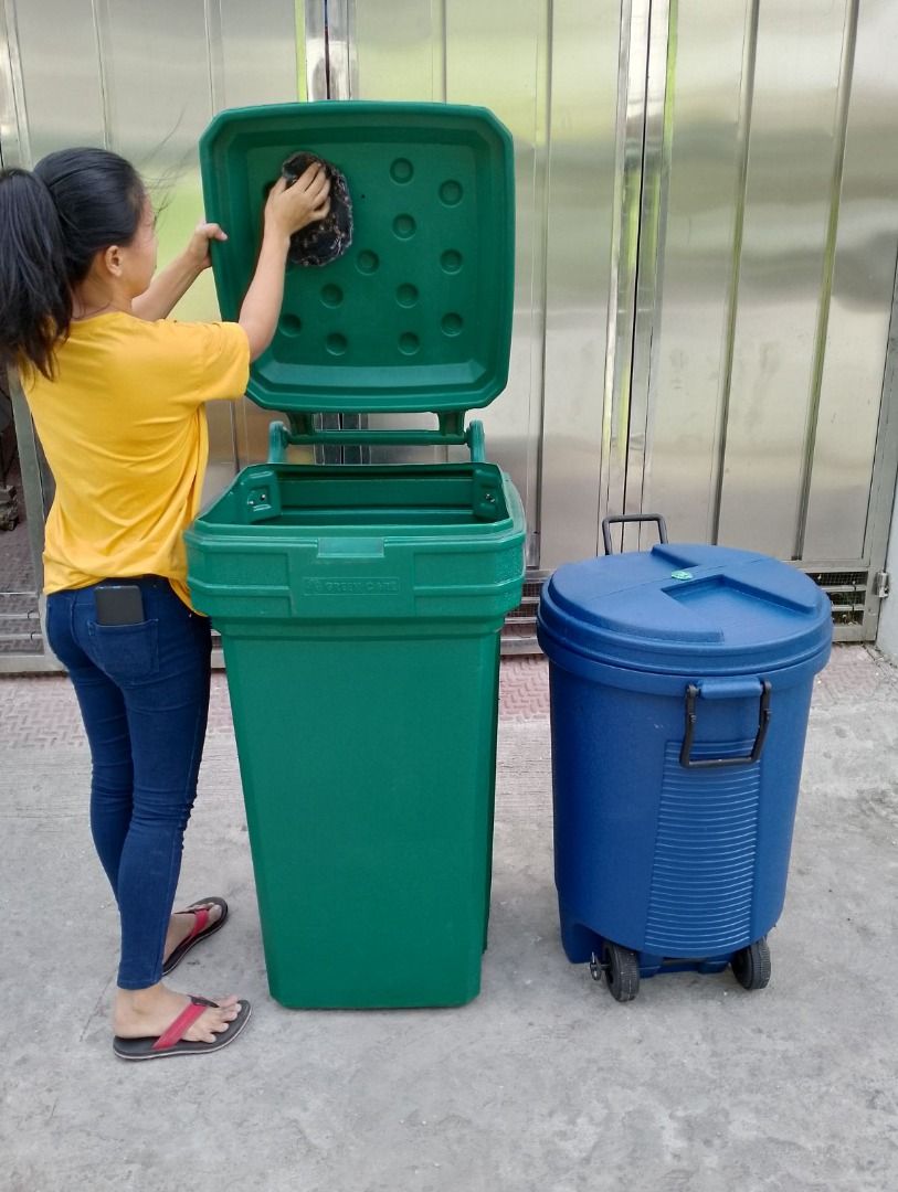 Trash bin with wheels, Furniture & Home Living, Cleaning & Homecare ...