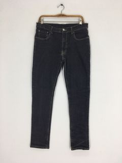 UNIQLO JEANS SLIM FIT STLYE