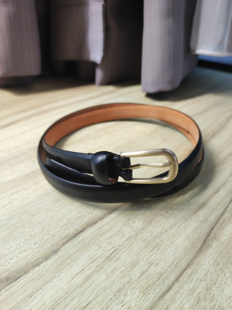 UNIQLO black thin belt, Women's Fashion, Watches & Accessories, Belts