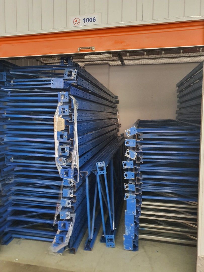 usedracks , heavy duty racks , pallet racking , racks , industrial racks , warehouse racks