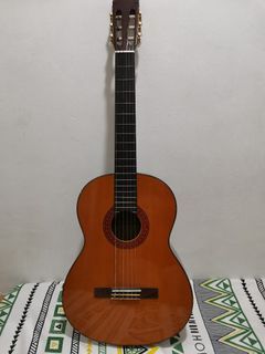 Yamaha C70 Classic Acoustic Guitar