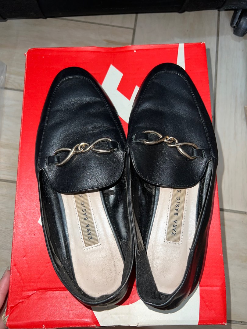 ZARA WOMEN LOAFER, Women's Fashion, Footwear, Loafers on Carousell