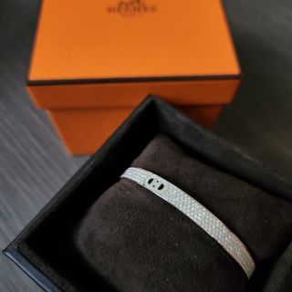 $30k OFF RTP! New Hermes White Gold H d'Ancre bracelet size SH