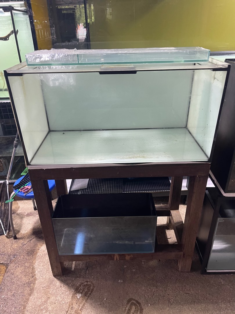 3ft fish tank with solid wooden stand , Pet Supplies, Homes & Other Pet