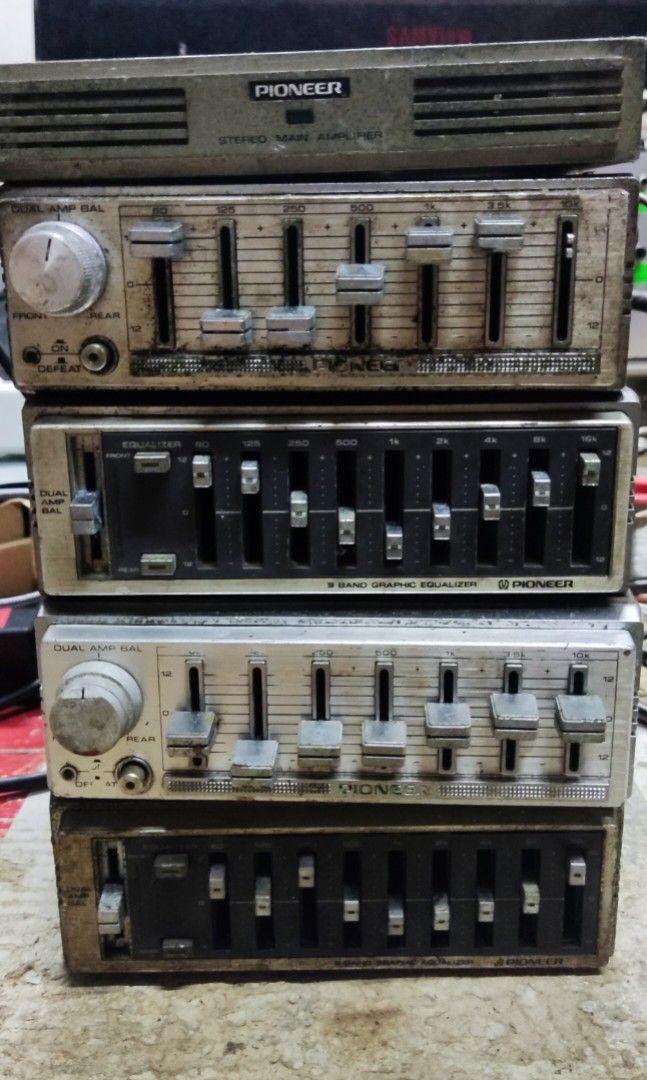 4 VINTAGE PIONEER CAR EQUALIZER , 1 POWER AMP, Audio, Other Audio Equipment on Carousell