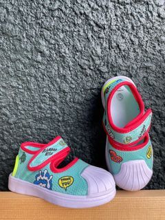 Adidas kids sandals