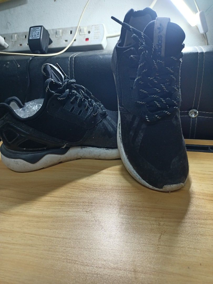Adidas tubular imagenes hotsell