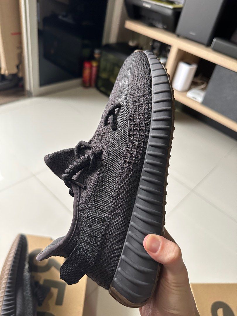 Adidas Yeezy Boost 350 V2 Cinder Reflective US10.5 Men s Fashion
