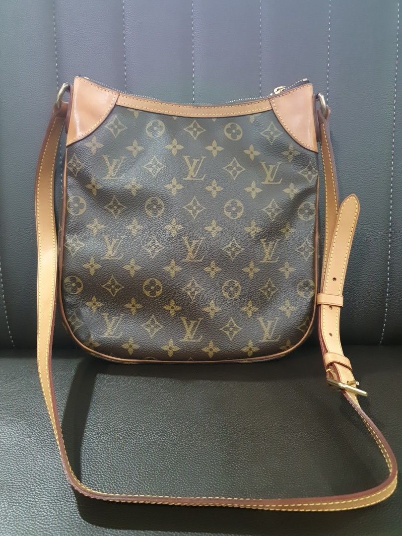 Authentic LV Crossbody/Shoulder Bag, Women's Fashion, Bags & Wallets