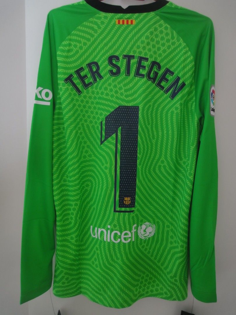 Barcelona goalkeeper jersey 2020 online