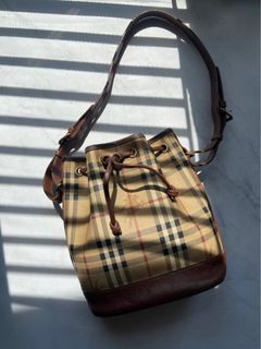 SALE! Burberry bucket bag