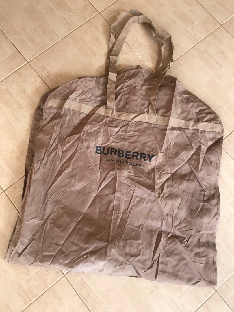 Burberry suit bag hotsell