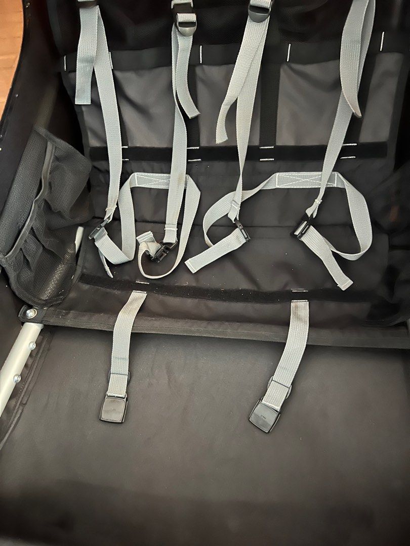 Burley Bee bike trailer, Sports Equipment, Bicycles & Parts, Parts