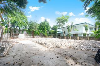 **buyer only**  Bel Air Village 3, Makati lot for sale