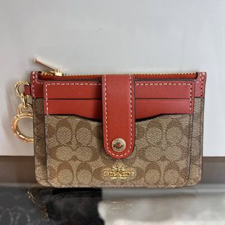 (Category: ) located in . Submitted by brandsdirectshopping (Listing ID 1218386298, Image 1). Description: .