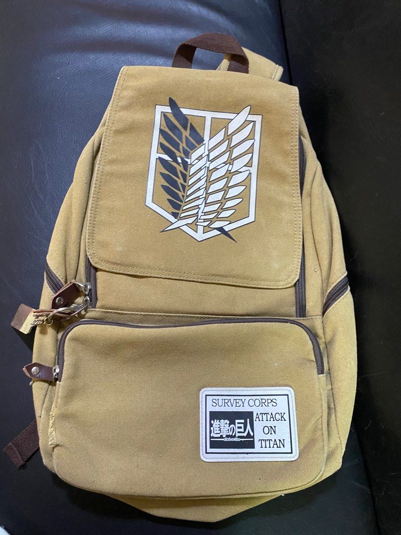 Attack on titan bag comic top alley