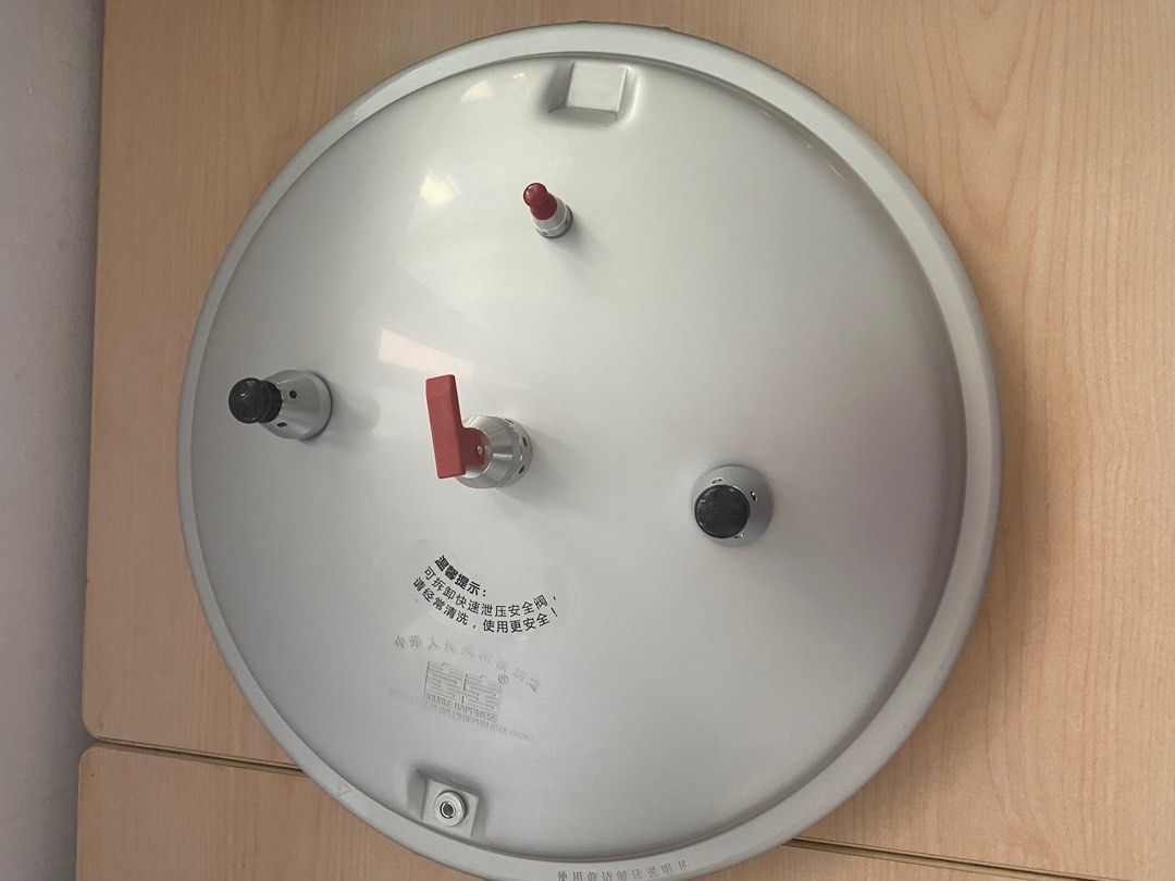 Commercial Pressure cooker for sale, TV & Home Appliances, Kitchen