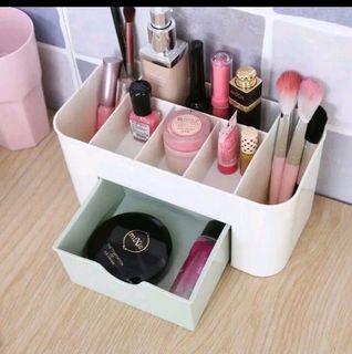 ￼Cosmetic Storage Box Make up Organizer Table Organizer
P60