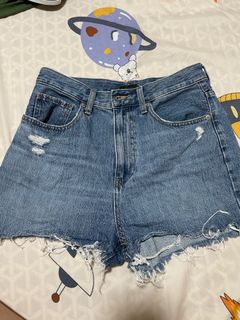 (Category: ) located in . Submitted by liling.96 (Listing ID 1218555124, Image 1). Description: .