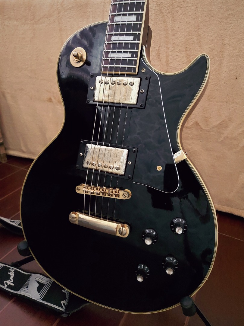 Diamond Les Paul Custom Black & Gold 1980's (Bocchi the Rock!), Hobbies