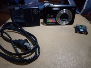 Digicam GE J1250 12.2 megapixel Vintage Camera