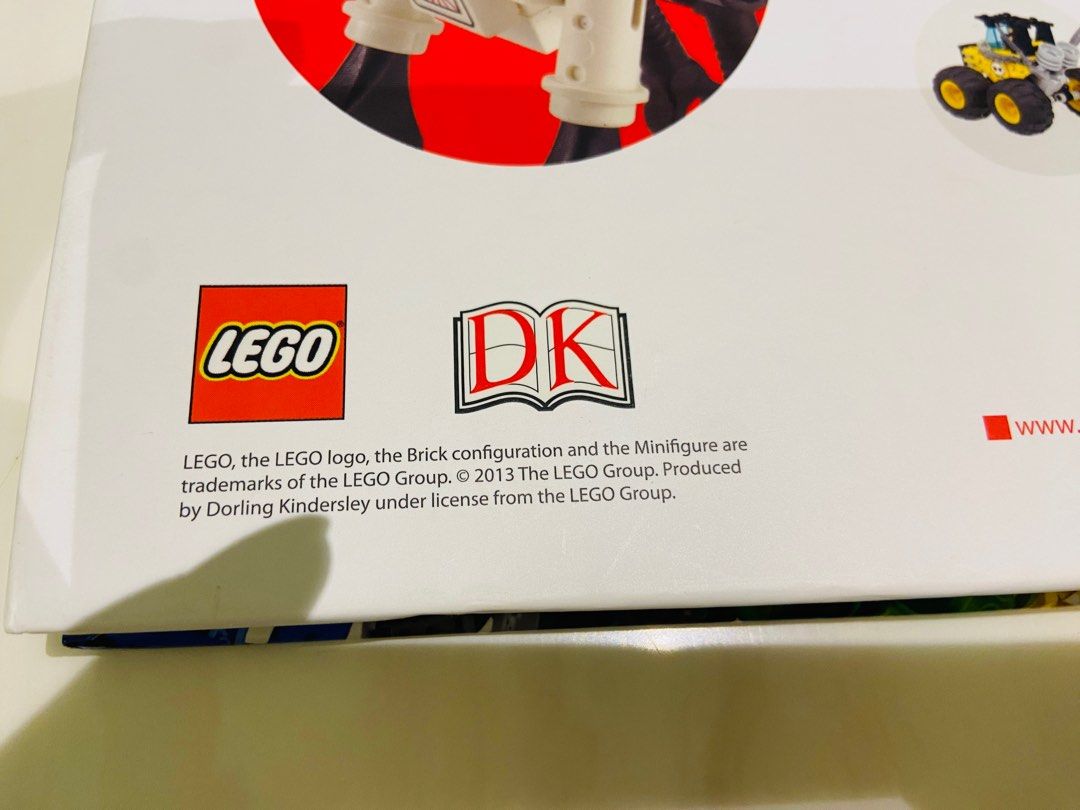 DK LEGO Ideas Book 200 pages A4 sized Authentic Book , Like New