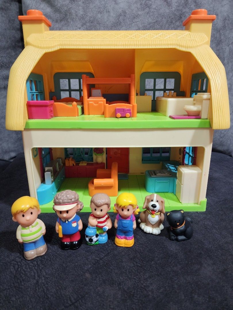 ELC Happyland doll house rose cottage with light and music toy