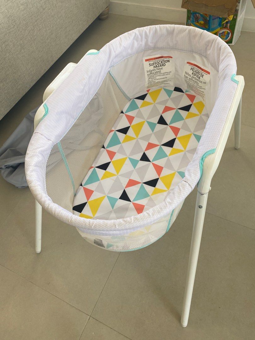 Fisher price stow n go bassinet dimensions outlet