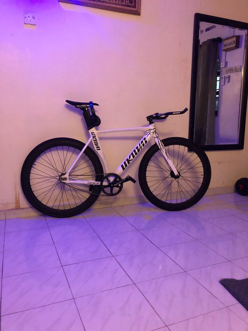 fixie gear frameset (no fork), Sports Equipment, Bicycles & Parts