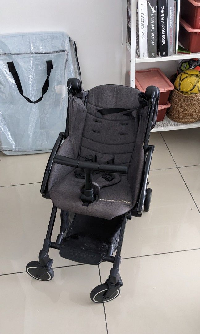 Free Baby Stroller (Cannot Fold), Babies & Kids, Going Out, Strollers