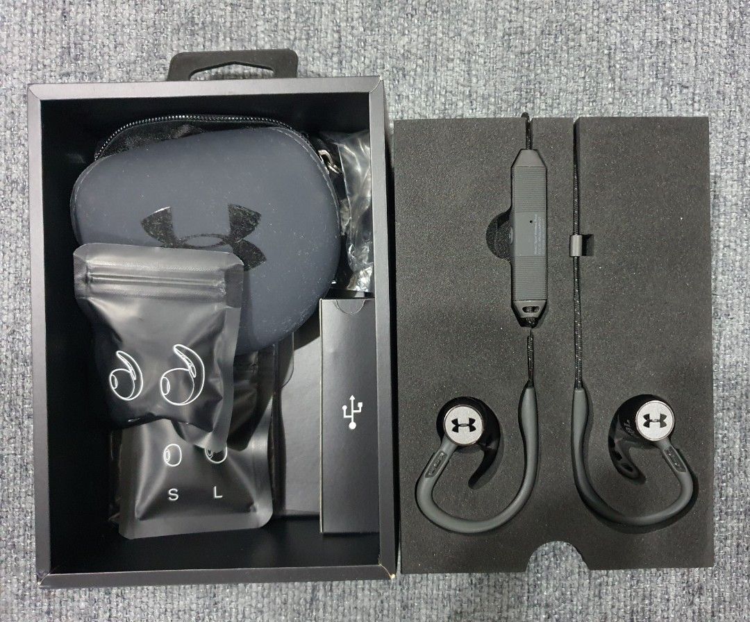 Under armor sport wireless pivot discount