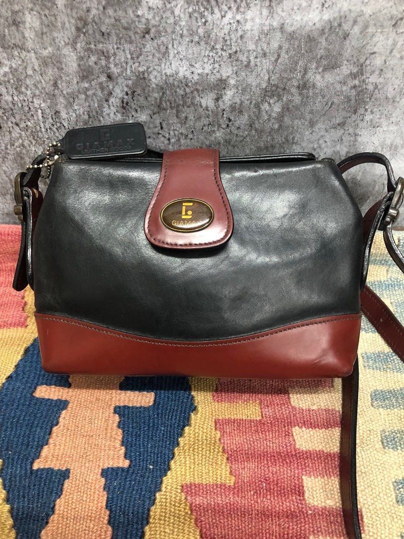 Giamax sling bag hotsell