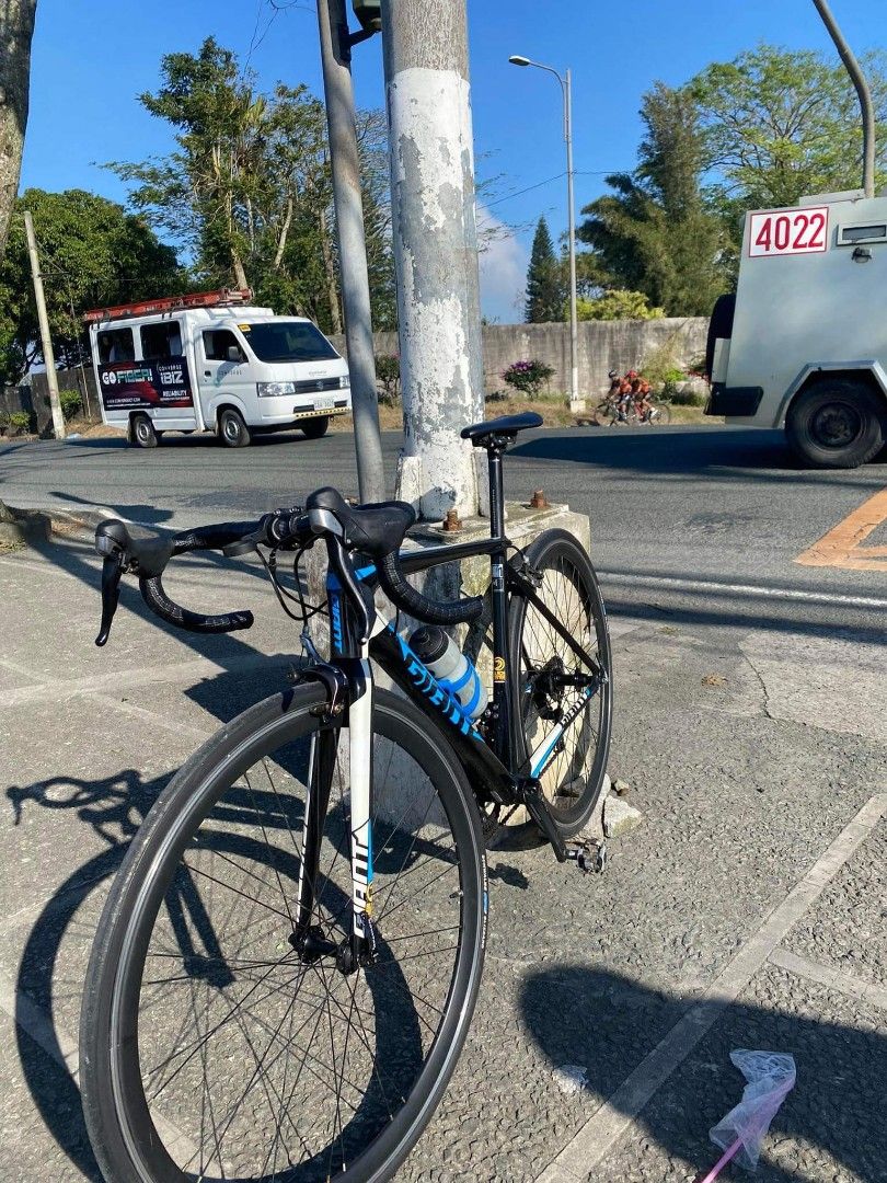 Giant tcr sl2, Sports Equipment, Bicycles & Parts, Bicycles on Carousell