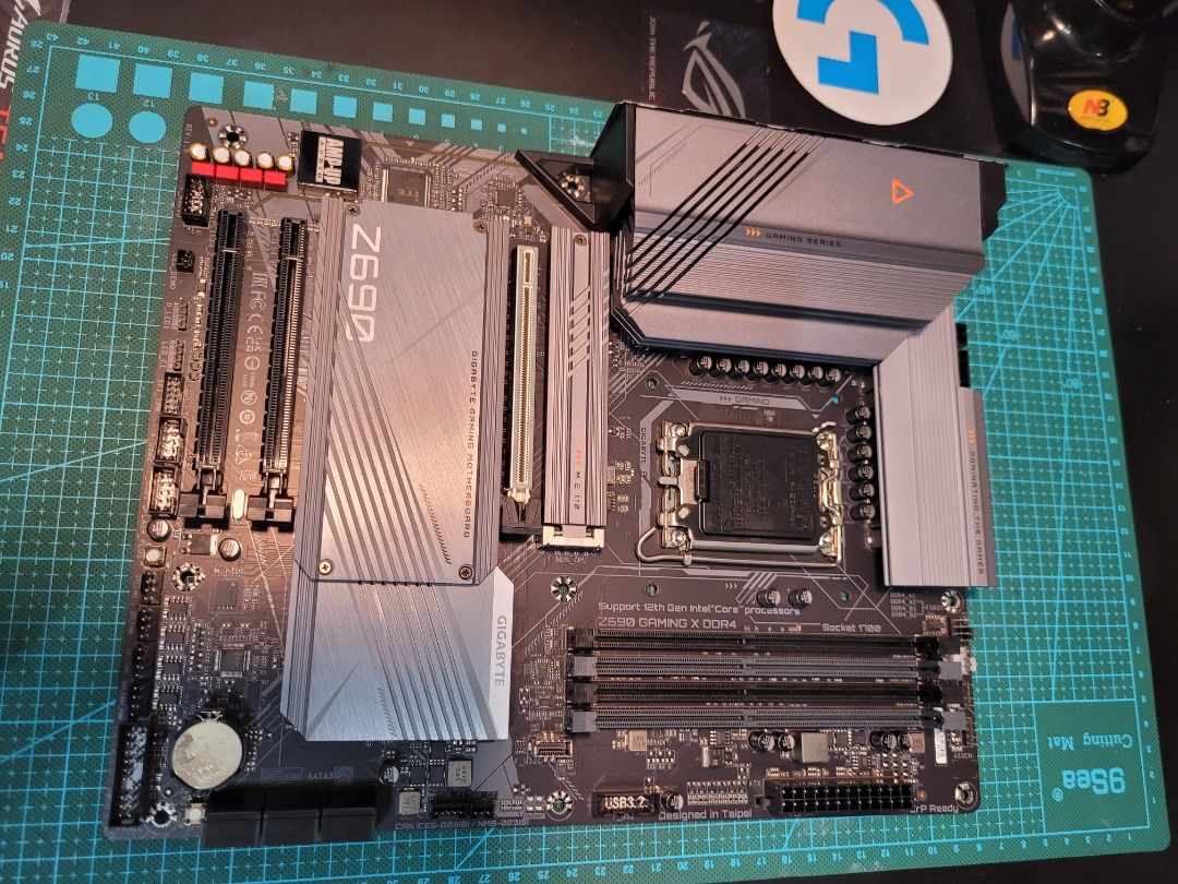 Gigabyte Z690 Gaming X DDR4 ATX Motherboard LGA 1700, Computers & Tech