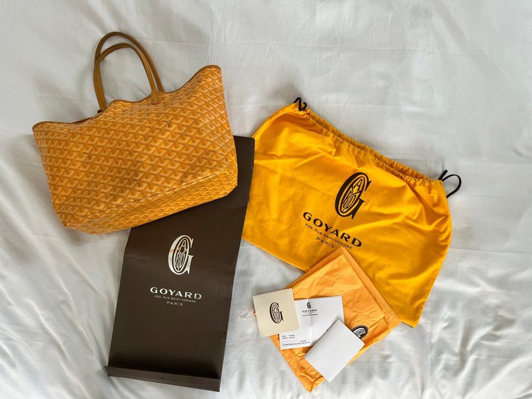 Goyard St. louis PM (Category: Luxury Bags & Wallets) located in Taguig. Submitted by lalacuison (Listing ID 1218390347, Image 2). Description: Goyard St. louis PM Complete with paperbag, dustbag, receipts, goyard tissue wrapper Bought in HK in 2017 Handles have normal wear and tear Last pric 65k .