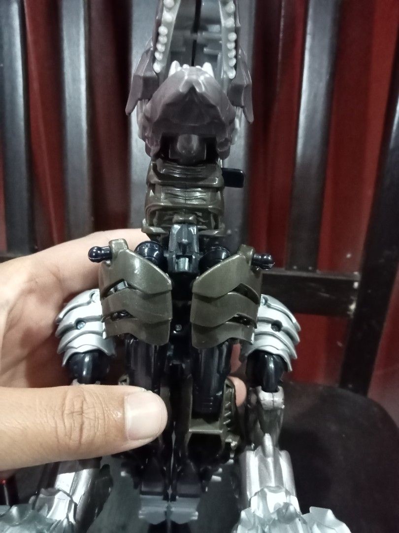 Hasbro robot, Hobbies & Toys, Toys & Games on Carousell
